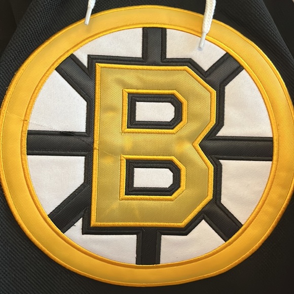 Boston Bruins Throwback Johnny Bucyk Retro Hockey Jersey Black Yellow Sz XXL 56 - Picture 5 of 8